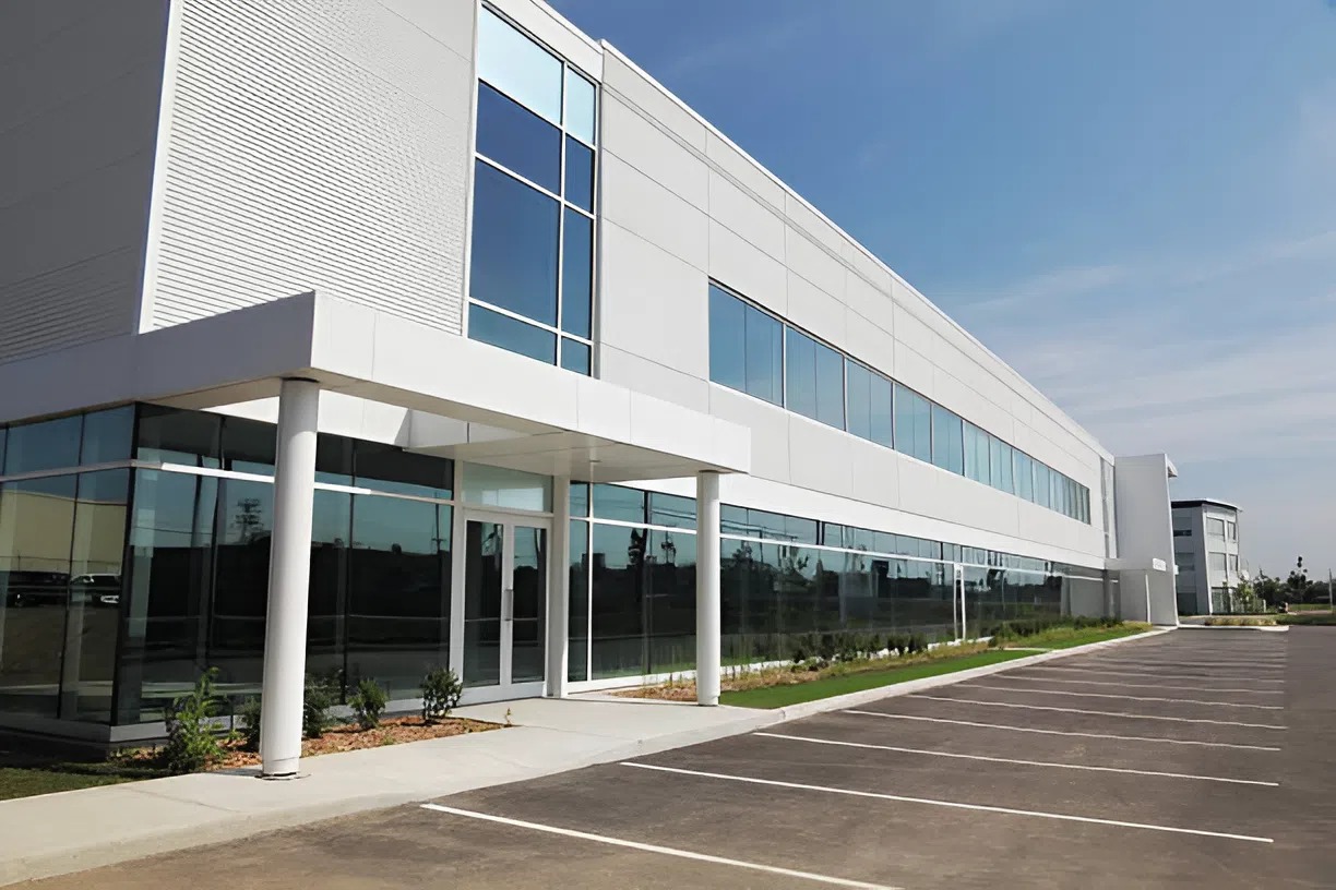 Smooth neutral walls of a commercial exterior painted by a painter in Ames, IA